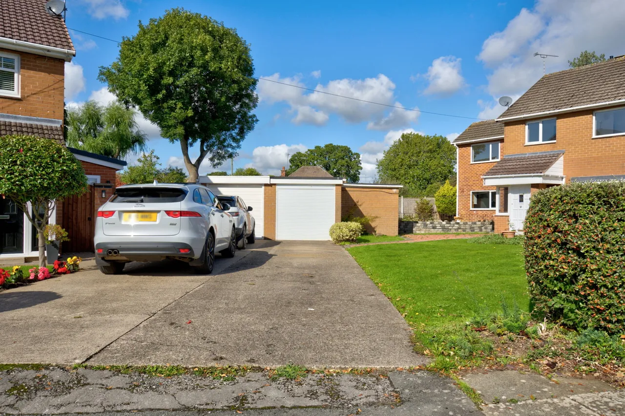Mayfield Road, Blacon, CH1, photo 4
