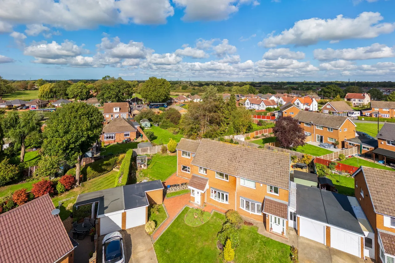 Mayfield Road, Blacon, CH1, photo 3