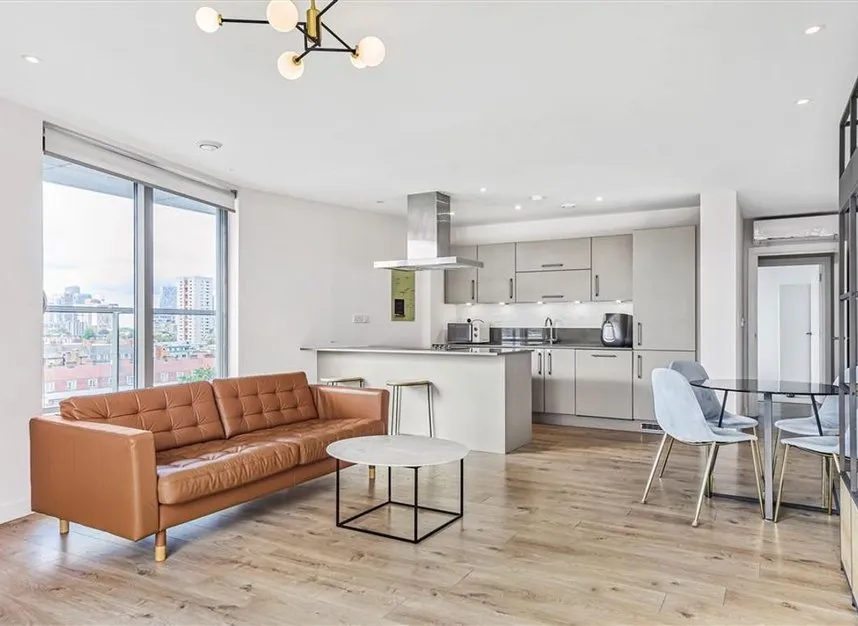 The Highway, Wapping, E1W, photo 3