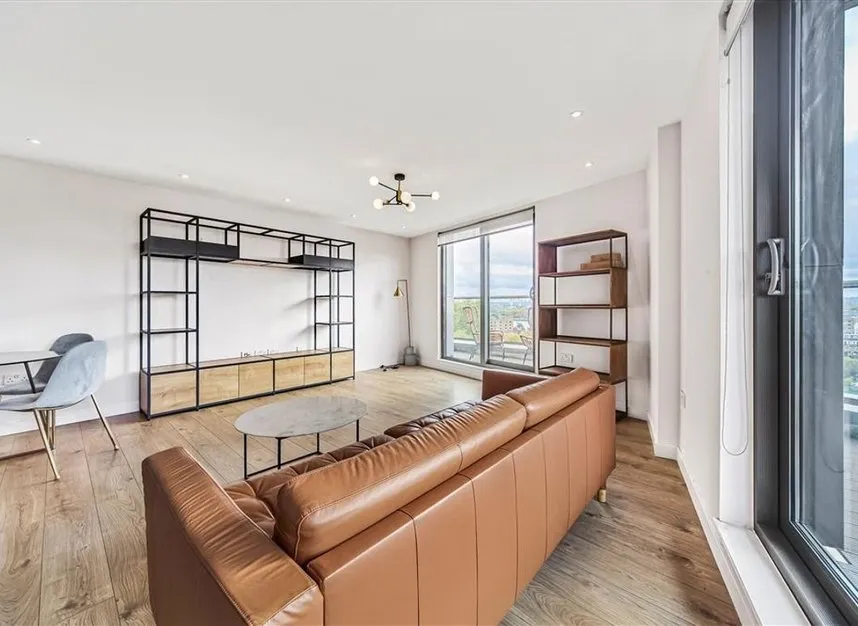 The Highway, Wapping, E1W, photo 6