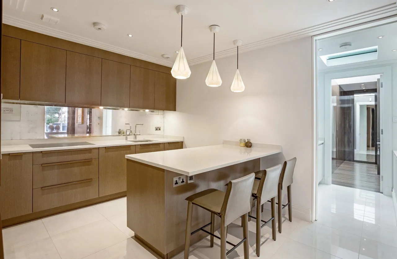 Halkin Place, Belgravia, SW1X, photo 10