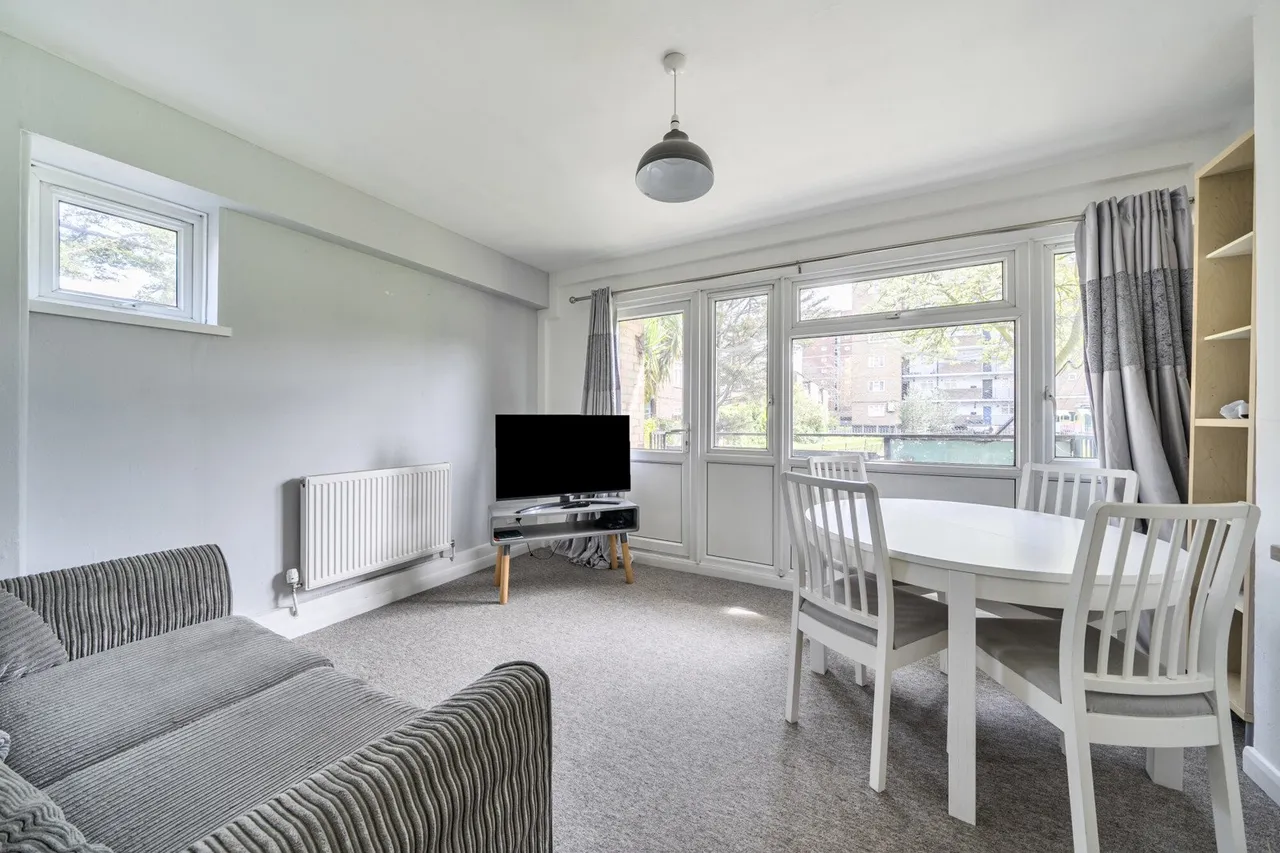 2 bed flat for sale — Lowth Road, SE5