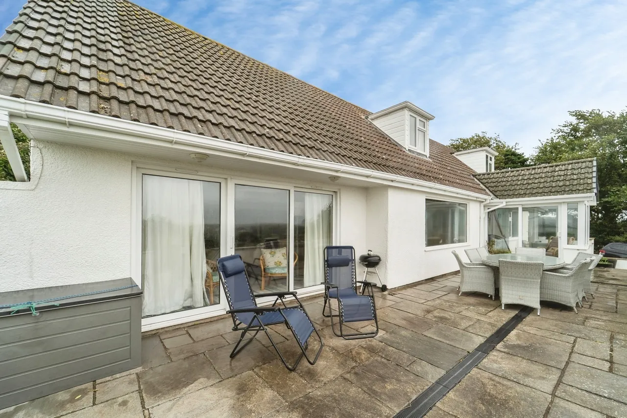 The Ridgeway, Manorbier, SA70, photo 12