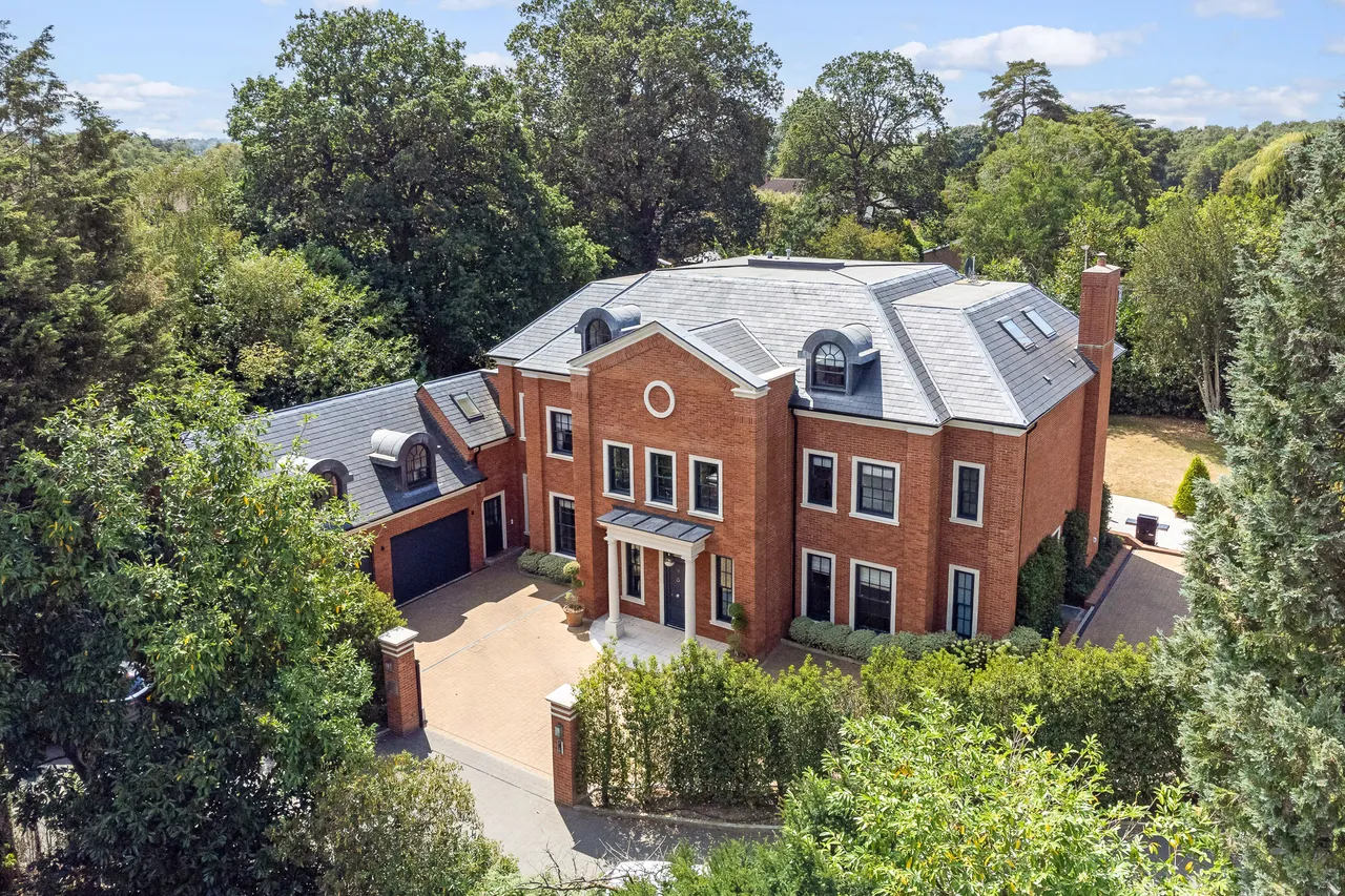 8 bed house for sale — Woodland Way, Tadworth, Surrey