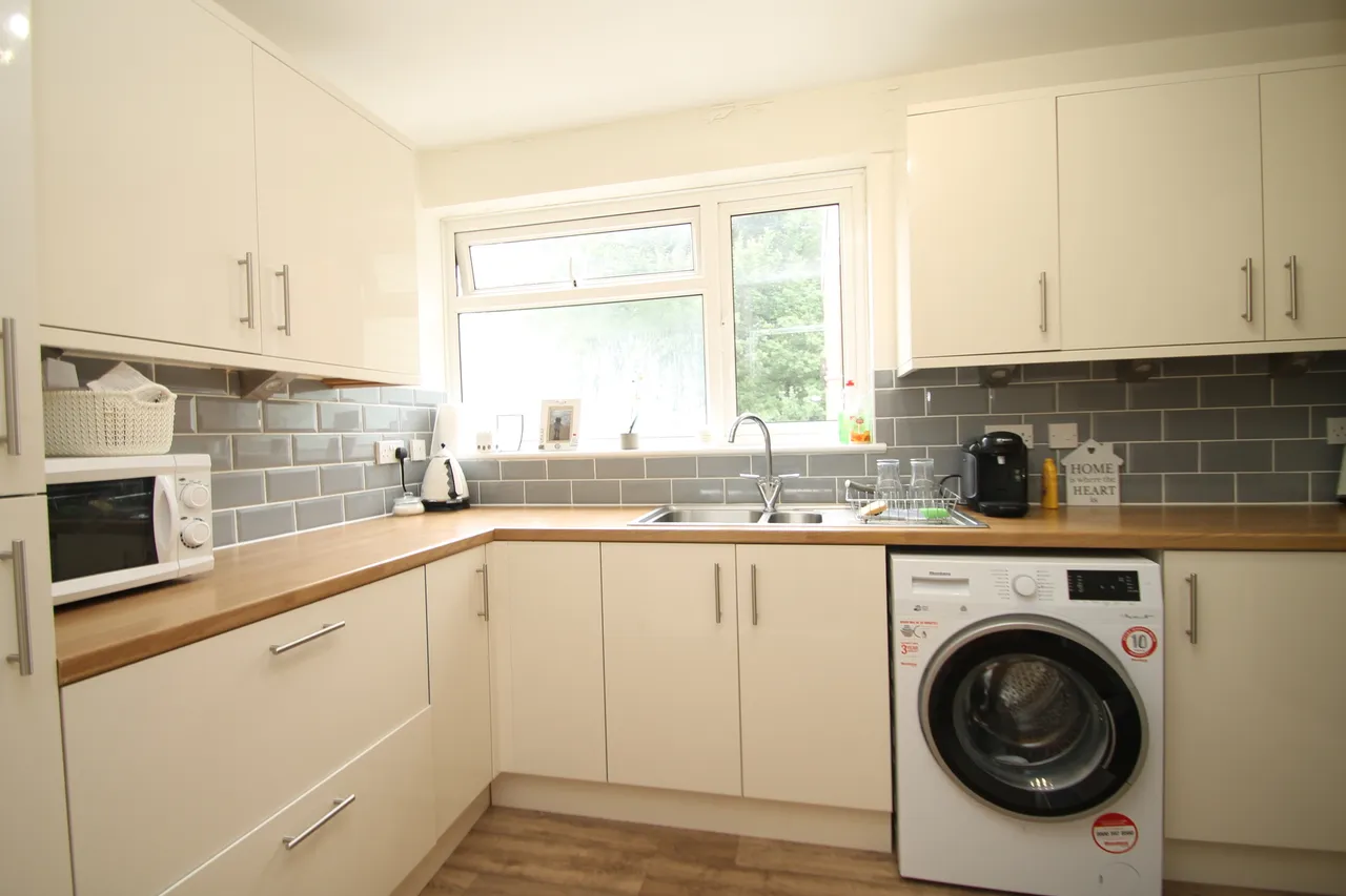 Station Road, Redhill, RH1, photo 7