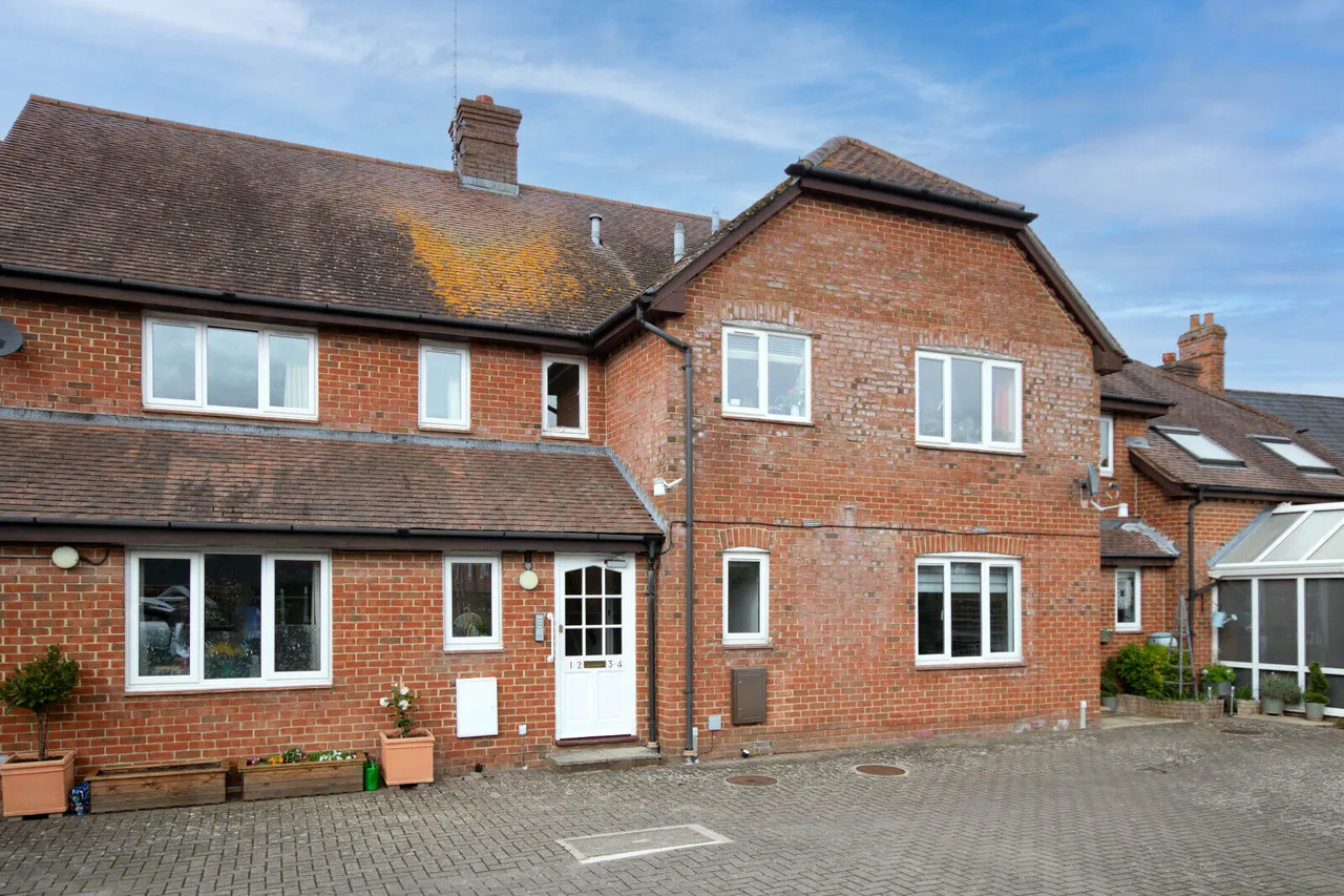 2 bed flat to rent, Portway, Wantage, OX12
