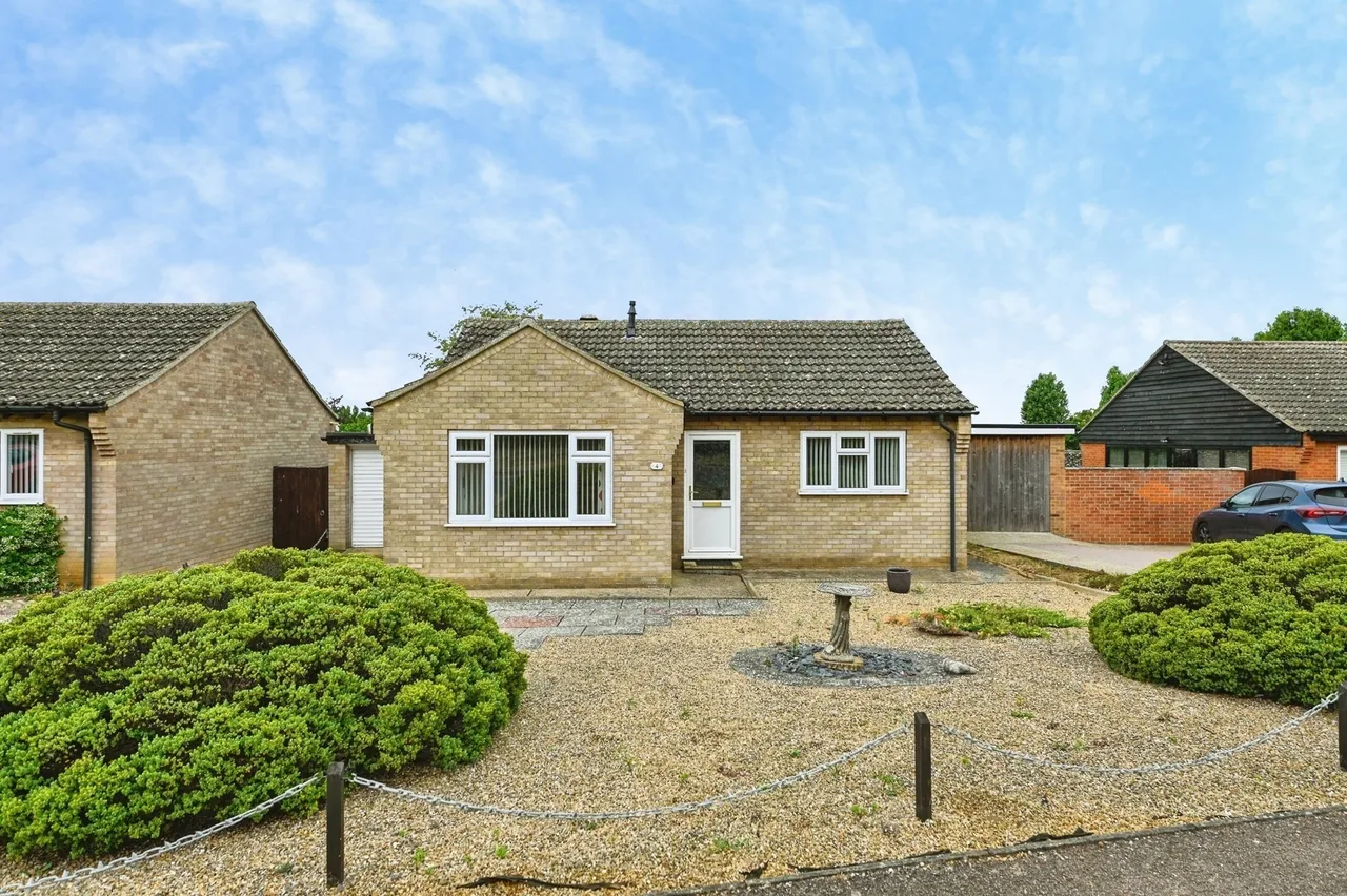 2 bed house for sale — Windsor Rise, Hunstanton, Norfolk, PE36
