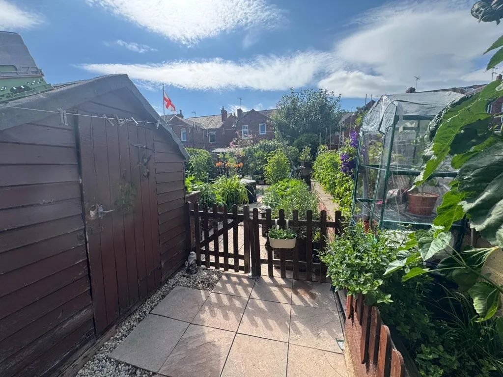 Oakland Street, Alfreton, DE55, photo 15