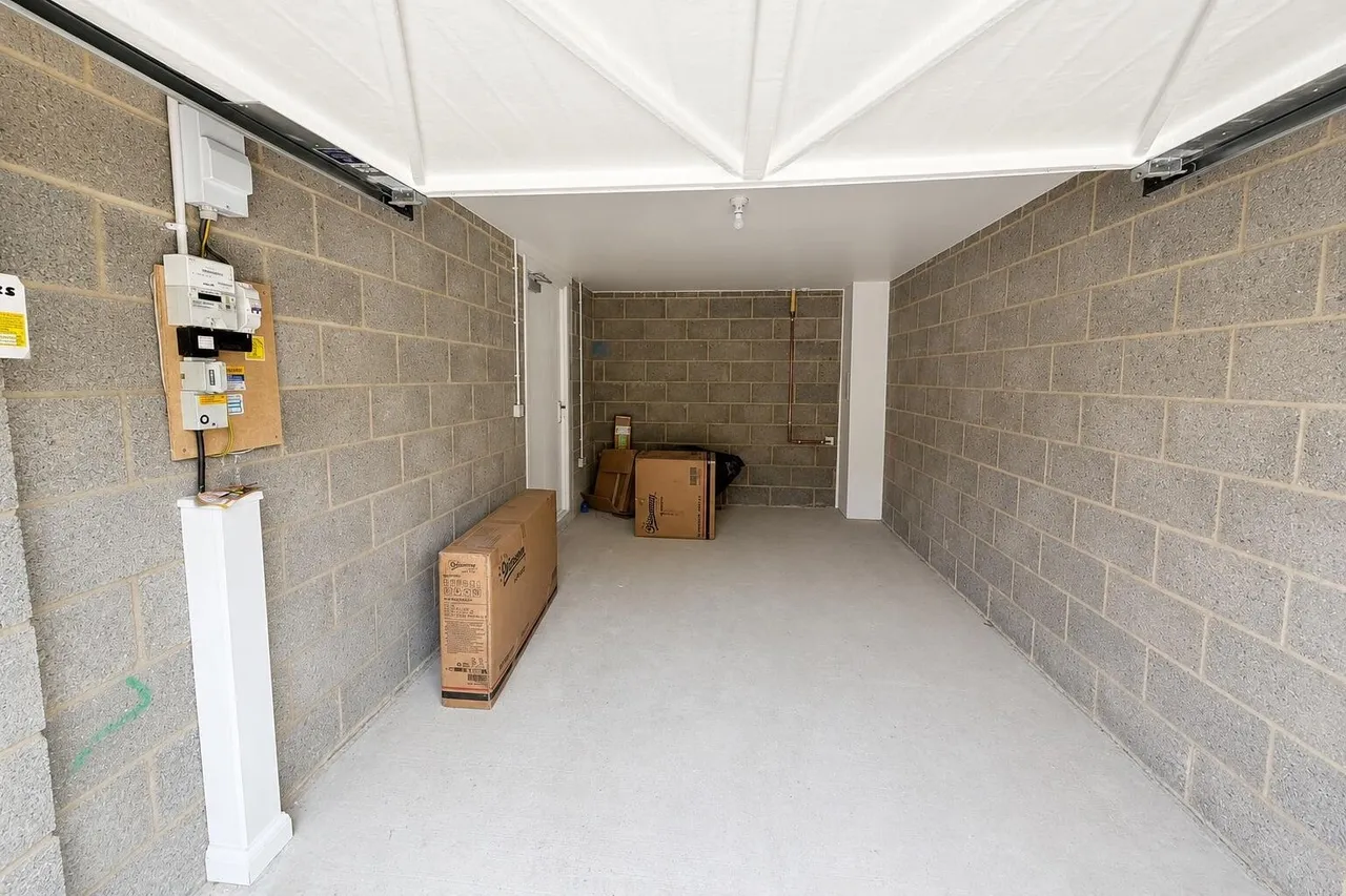 Butterworth Grove, Rochester, photo 32