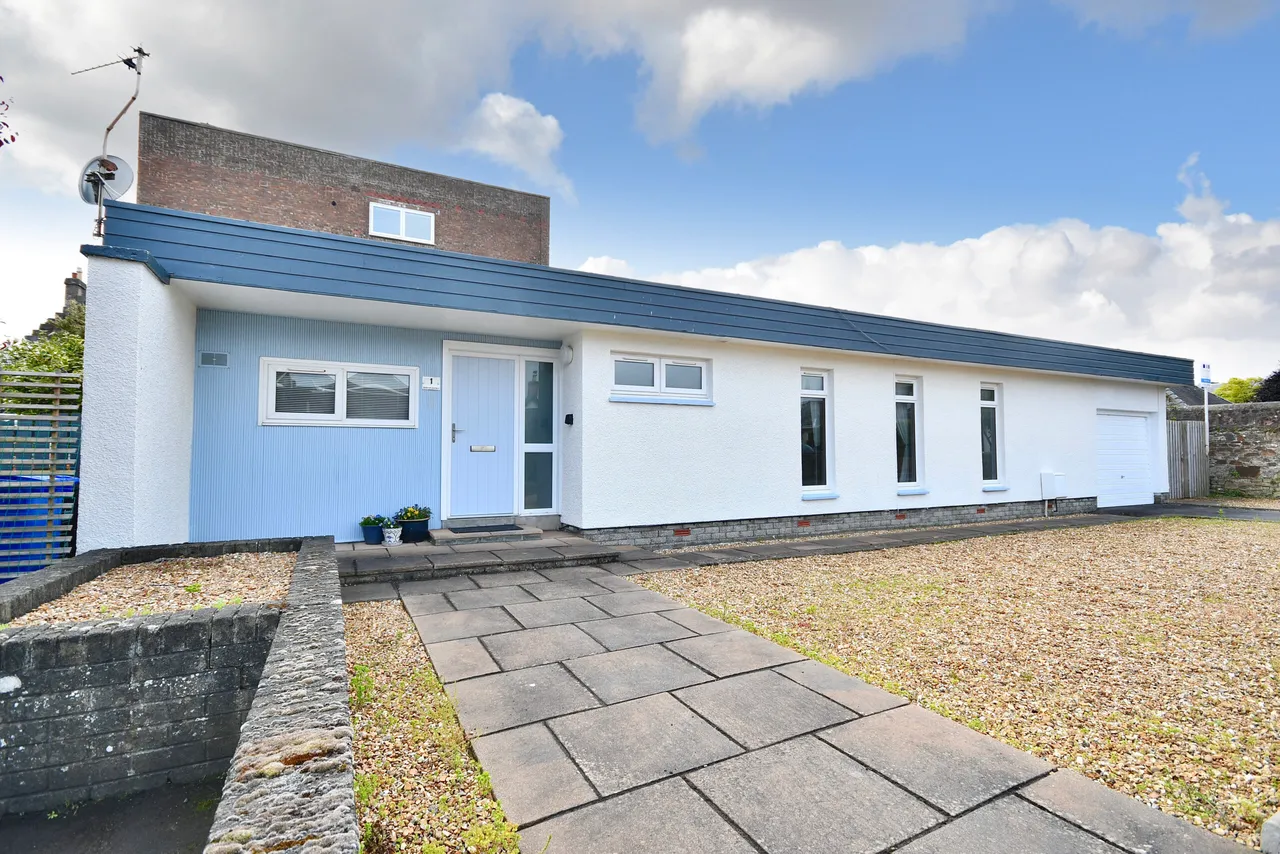 2 bed house for sale — 1 Sea Tower Gardens, Ayr, KA7 2XR
