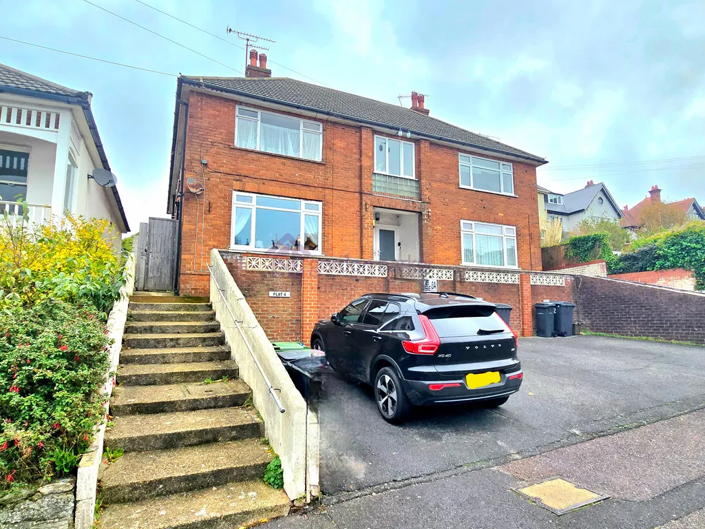 , Clyde House, 3A Richmond Park Avenue, Bournemouth, BH8 9DL, photo 2