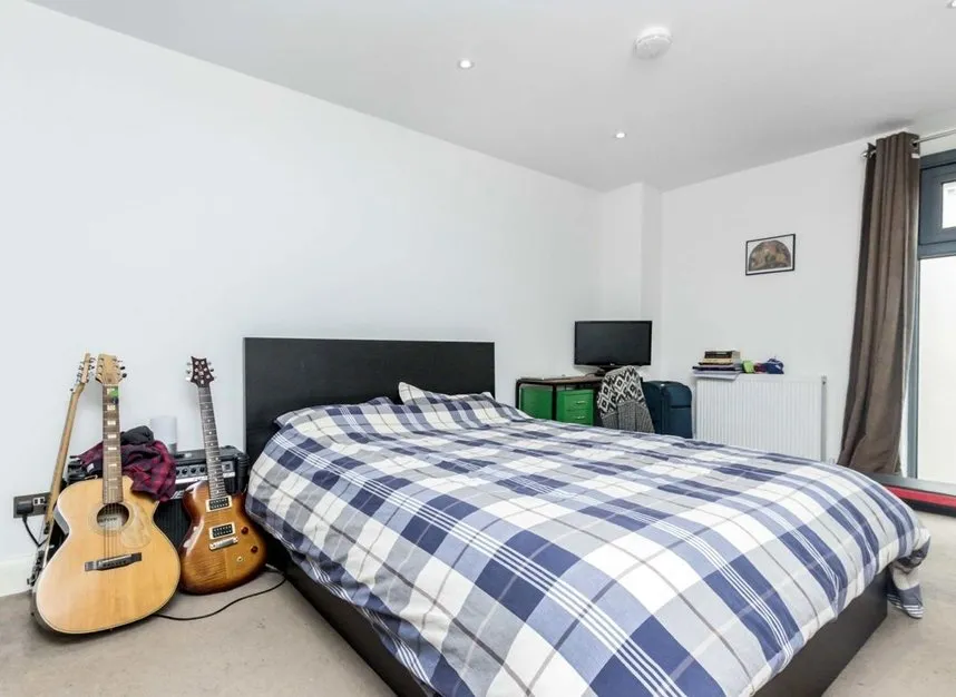 St. John's Hill, Battersea, SW11, photo 4