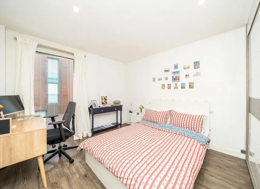 Grand Canal Avenue, Surrey Quays, SE16, photo 6
