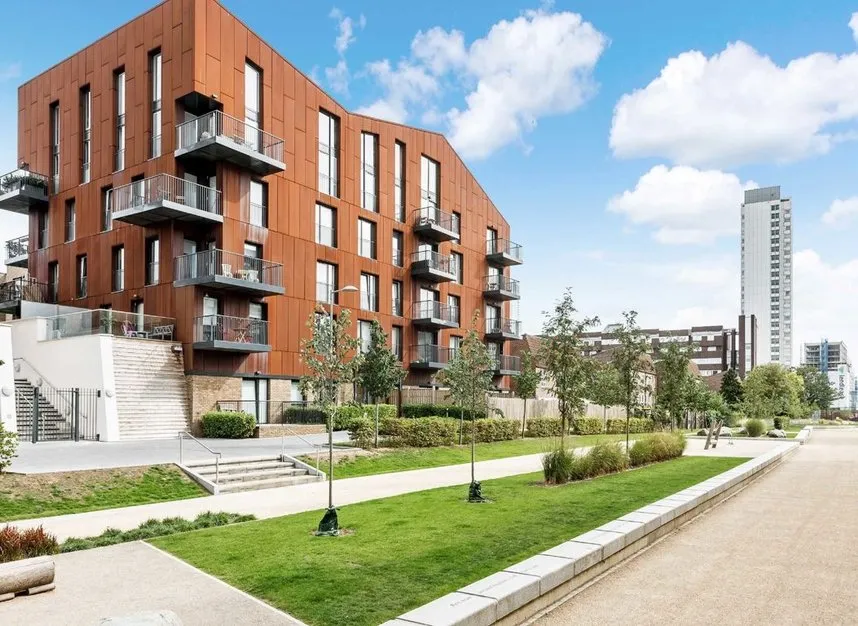 3 bed flat for sale, Grand Canal Avenue, Surrey Quays, SE16