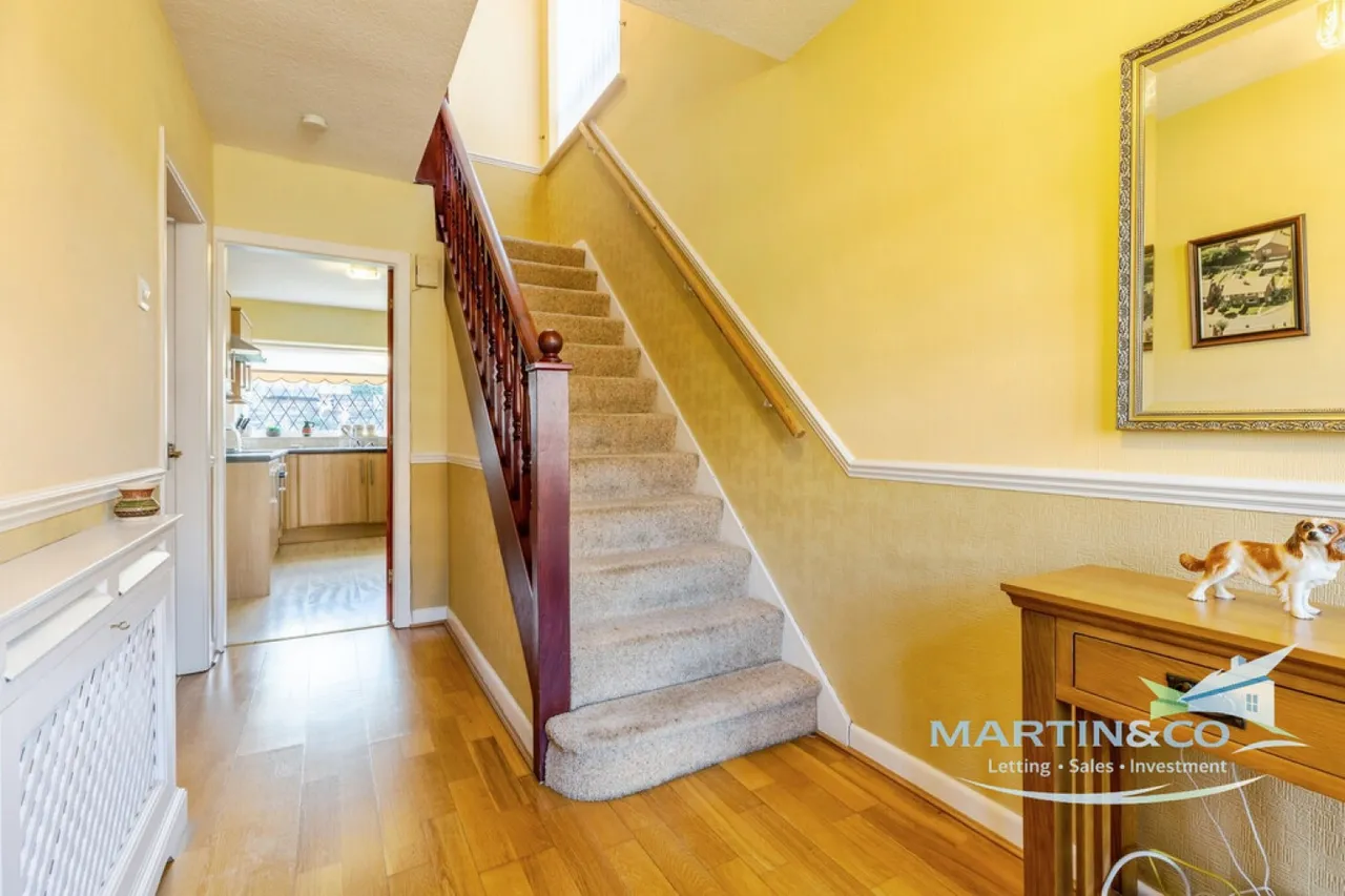Leyton Drive, Bury, BL9, photo 2
