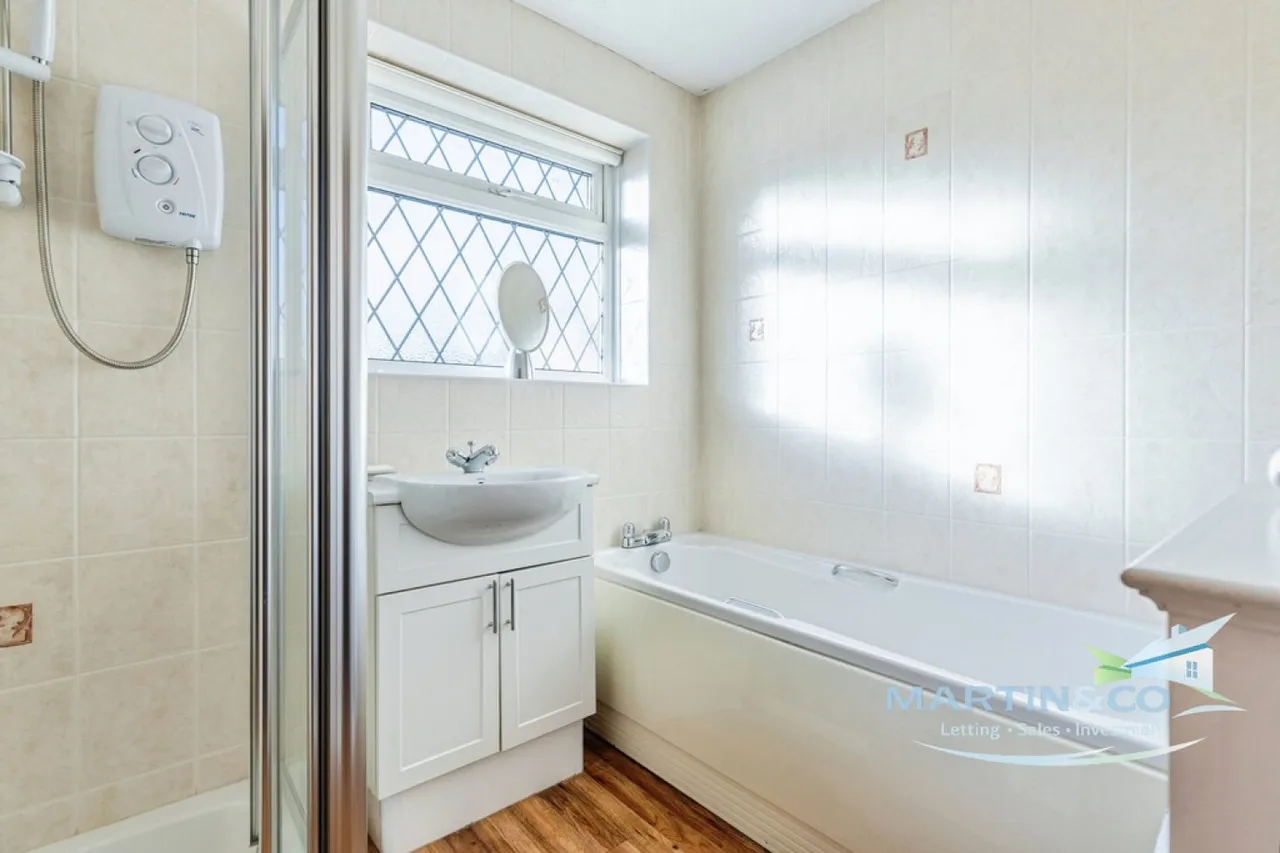 Leyton Drive, Bury, BL9, photo 27