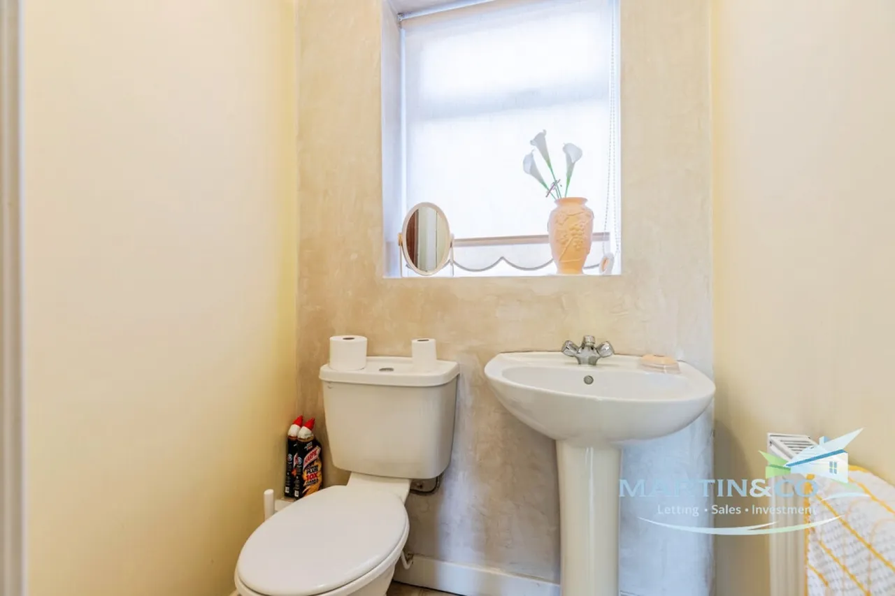 Leyton Drive, Bury, BL9, photo 17