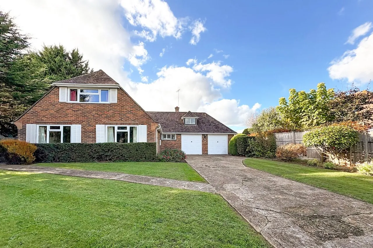 Rustington, BN16, photo 16