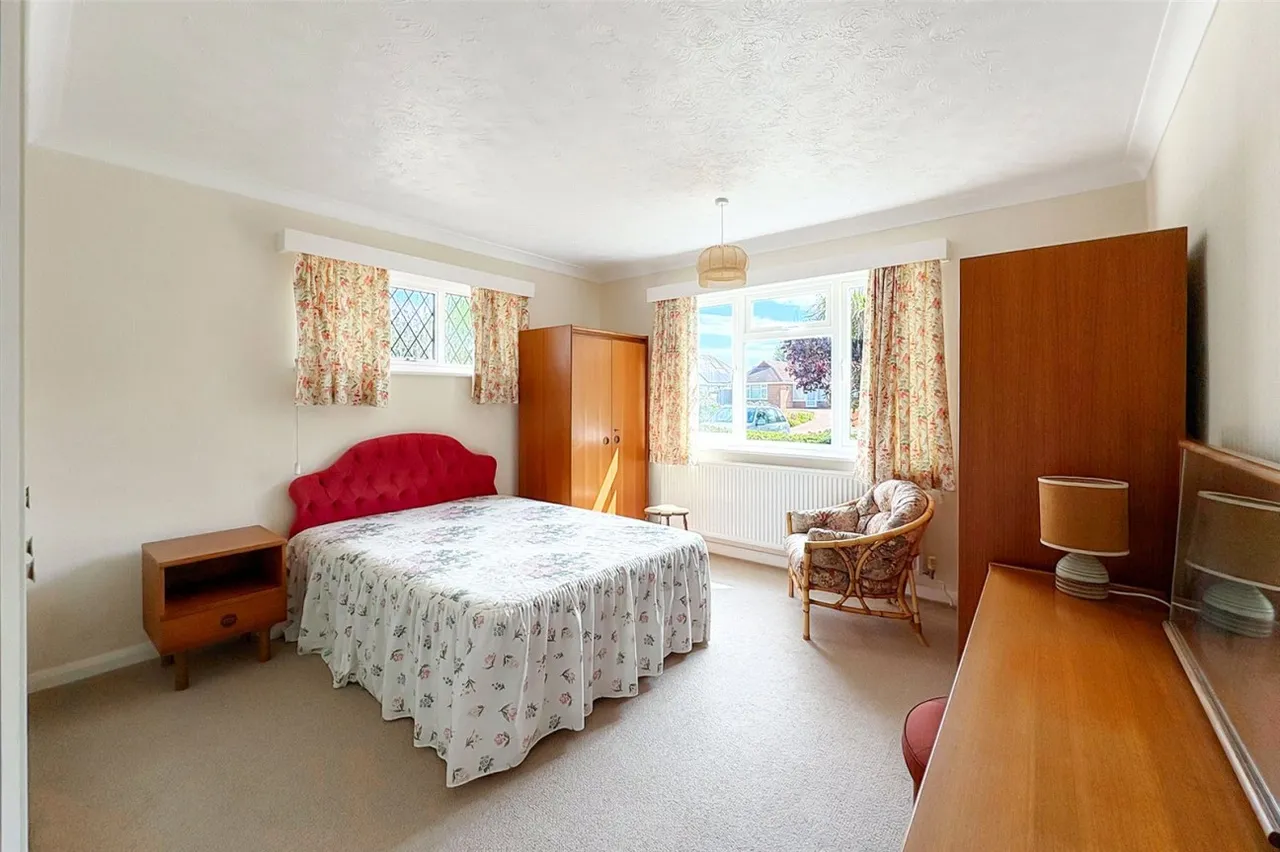 Rustington, BN16, photo 6