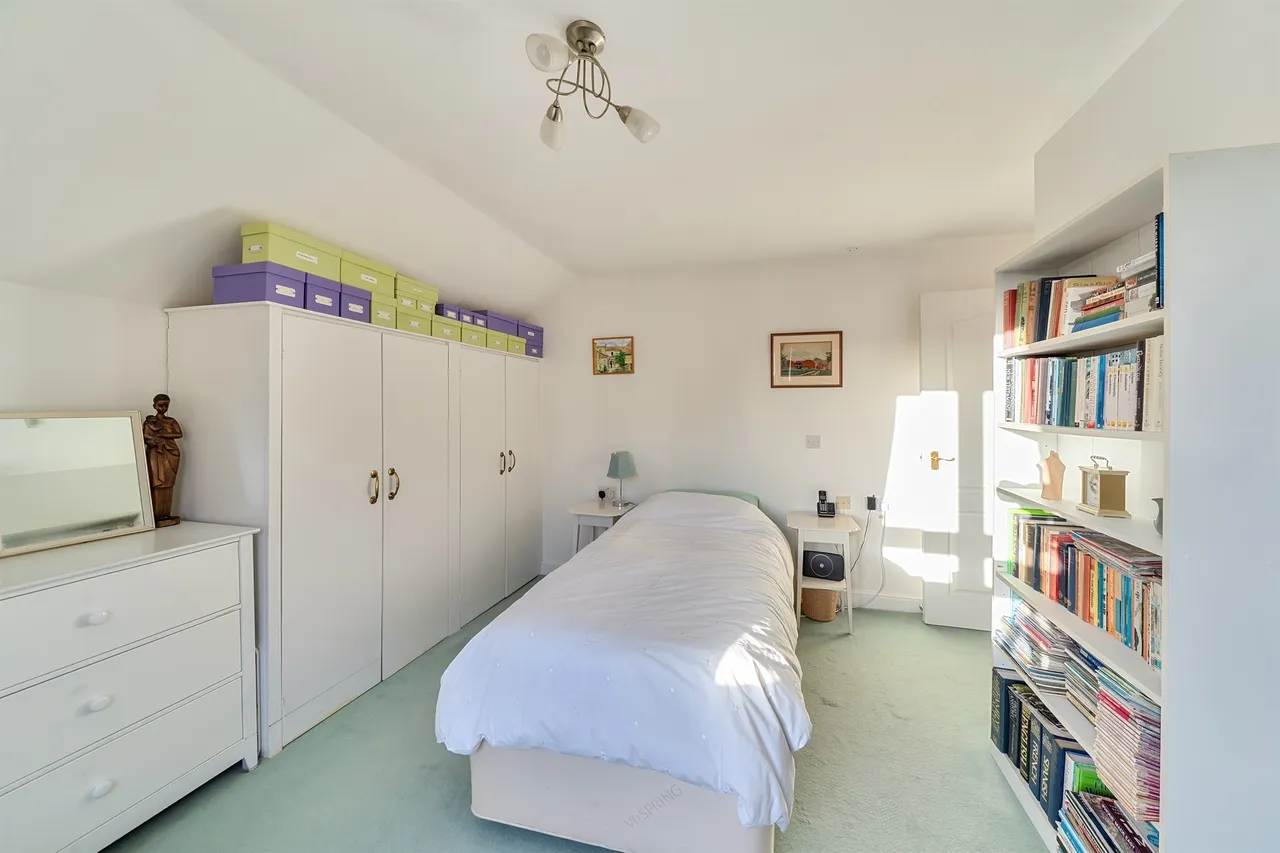 Upper Marlborough Road, St. Albans, photo 9