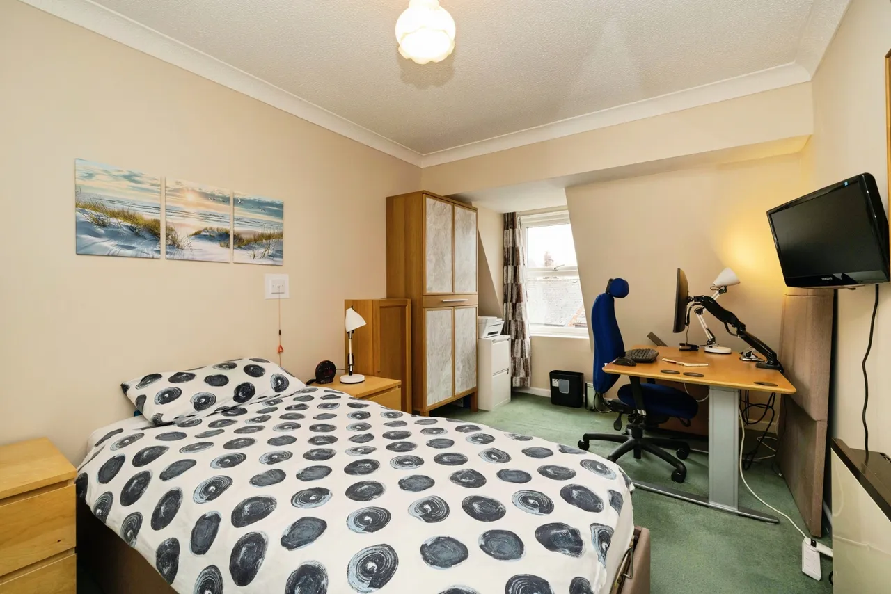 Bartholomew Street West, Exeter, photo 12