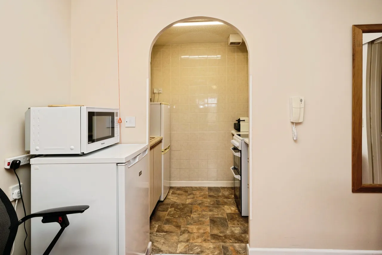 Bartholomew Street West, Exeter, photo 6