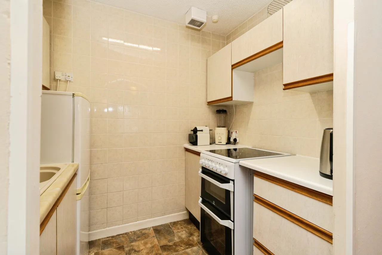 Bartholomew Street West, Exeter, photo 5