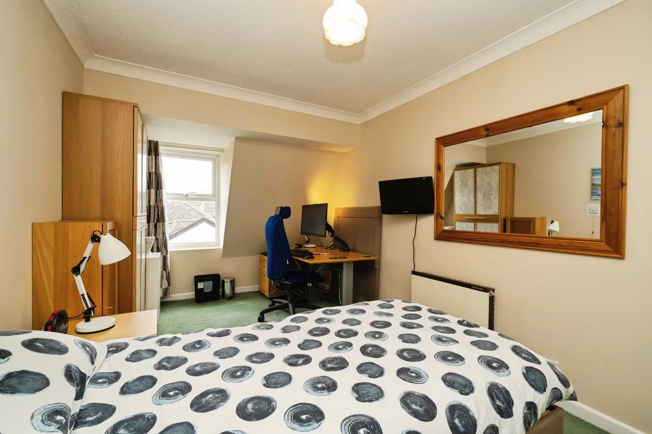 Bartholomew Street West, Exeter, photo 11
