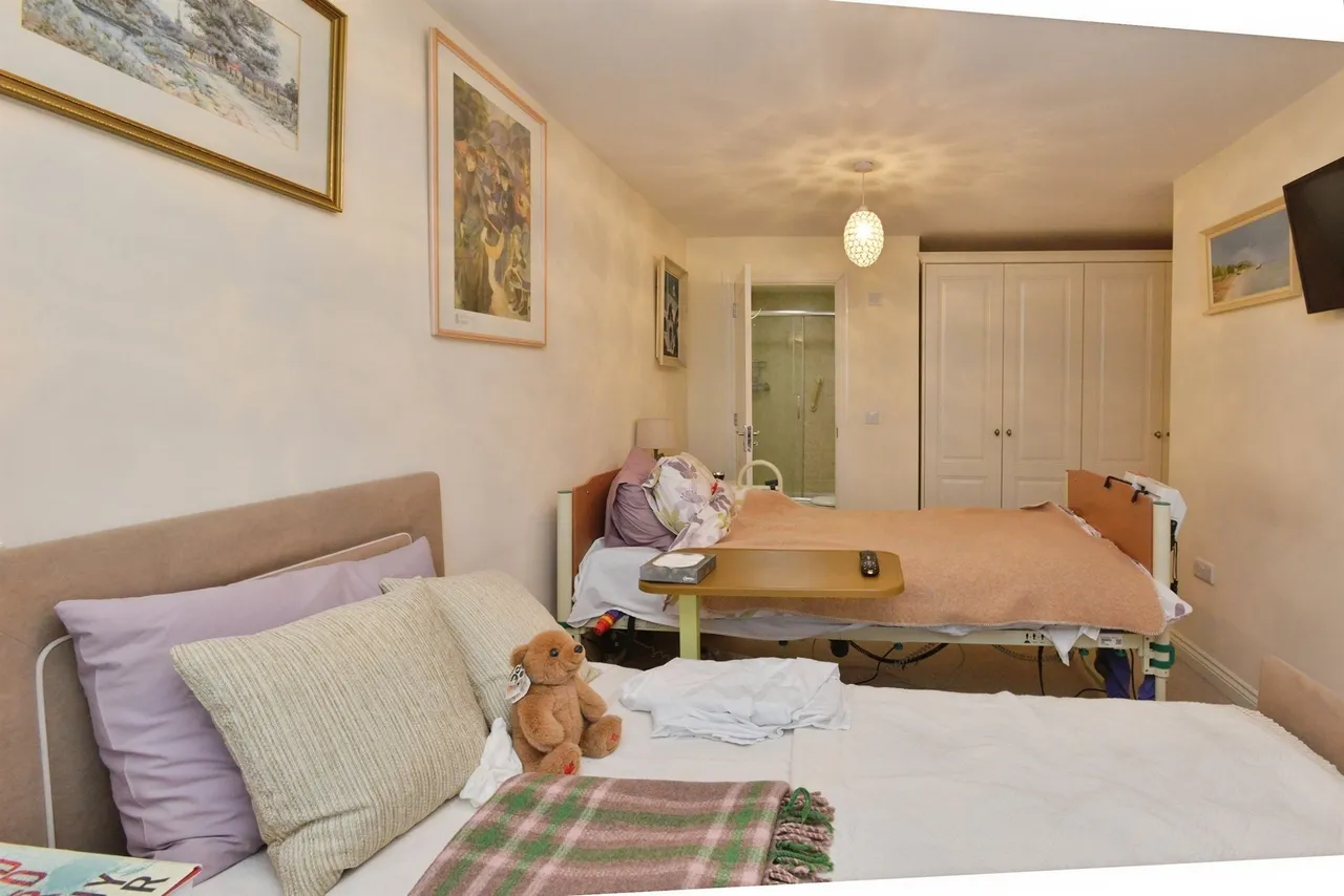 Empress Matilda Gardens, Old Wolverton, Milton Keynes, photo 9