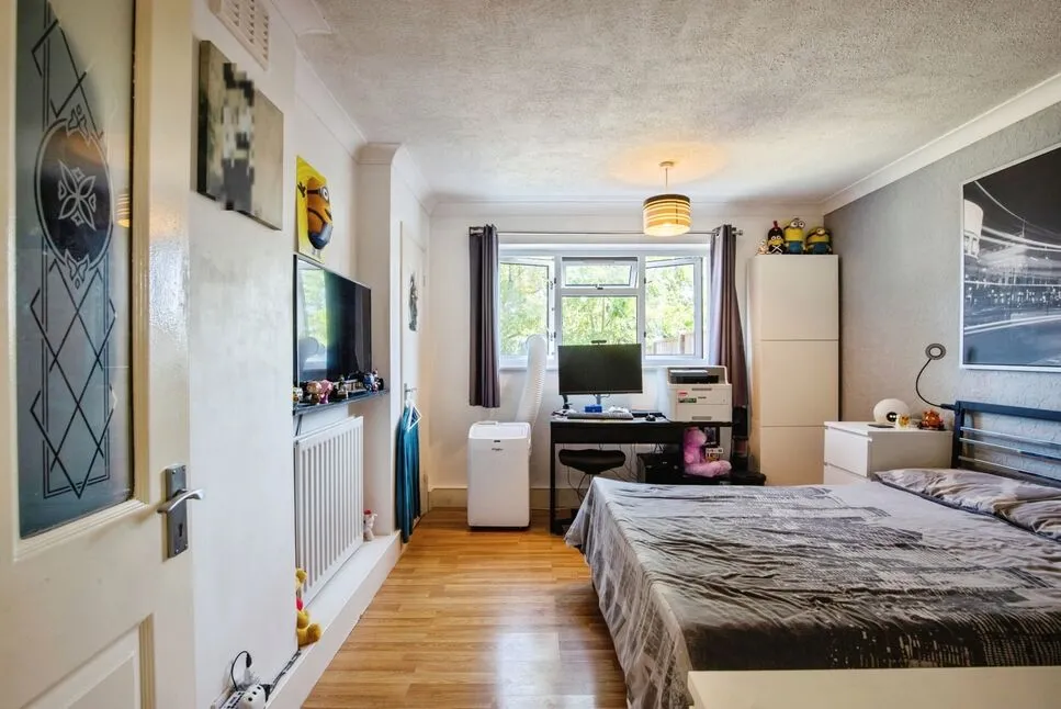 Warren Wood Road, Rochester, Kent, ME1, photo 6