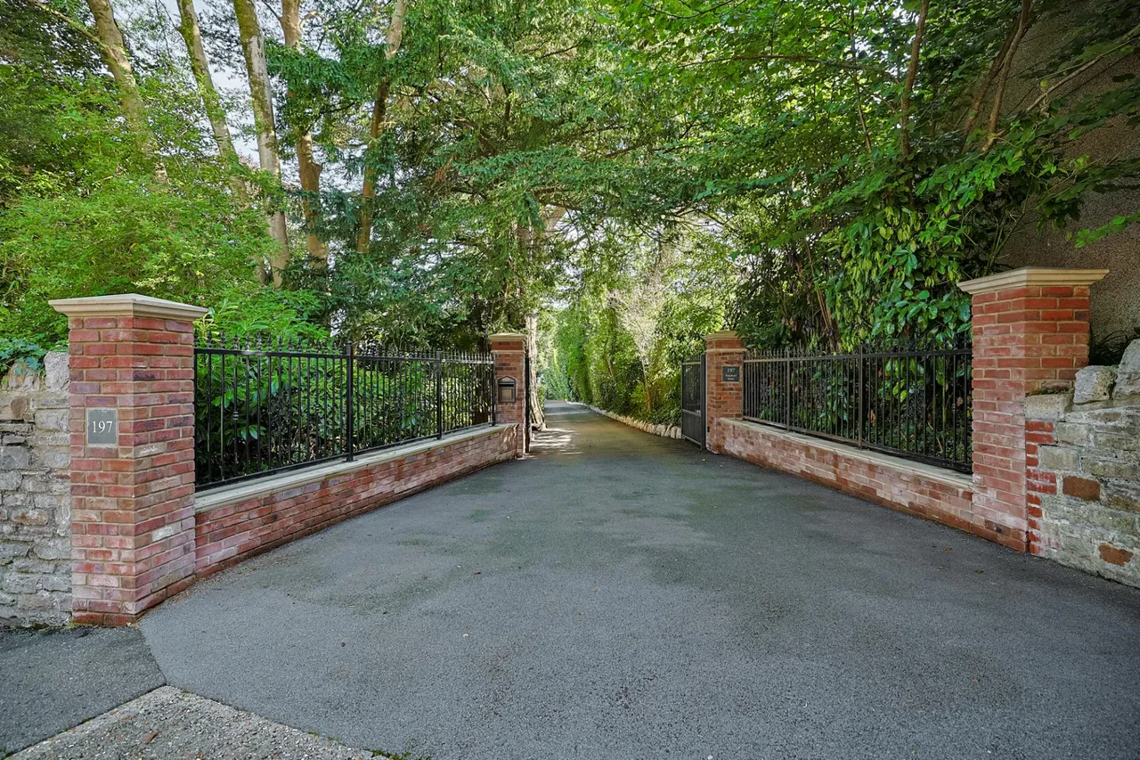 Gower Road, Sketty, photo 56