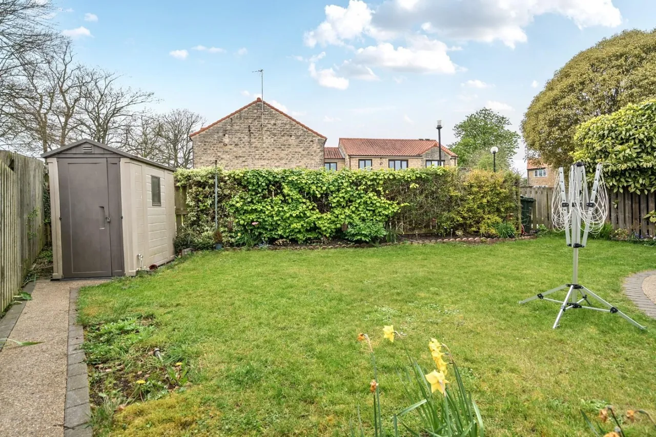 Cedar Drive, Tadcaster, LS24, photo 12