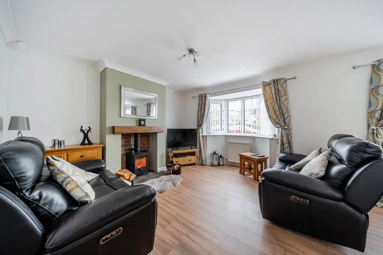 Cedar Drive, Tadcaster, LS24, photo 3