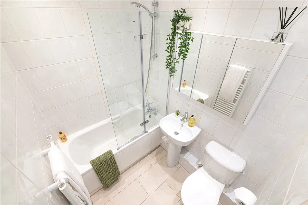 Lynn Road, London, SW12, photo 8