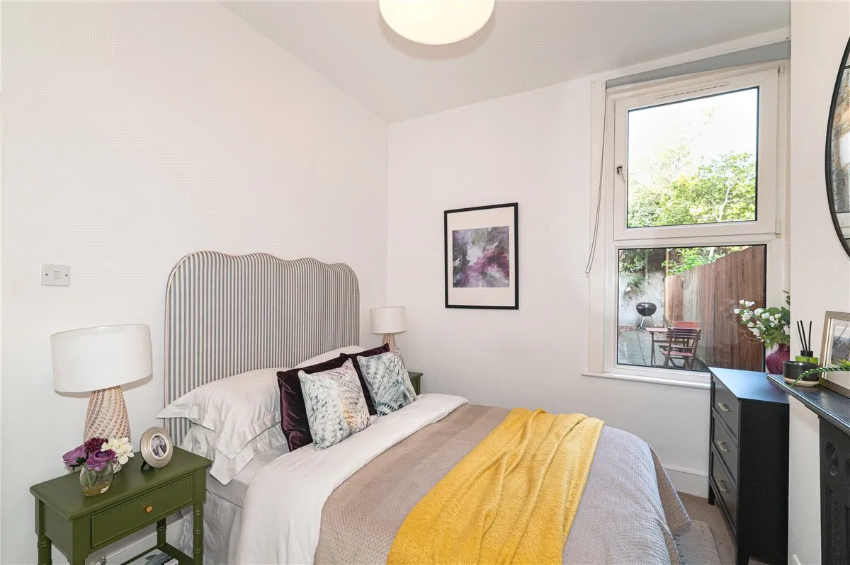 Lynn Road, London, SW12, photo 10
