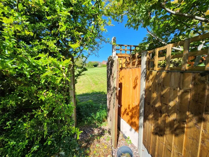 Keats Close, Galley Common, Warwickshire, CV10, photo 3