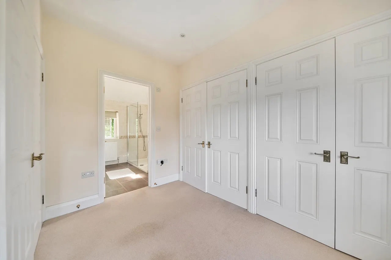 Westerham Road, BR2, photo 17