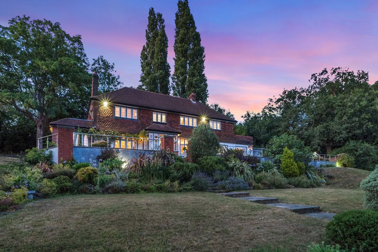 4 bed house for sale — Westerham Road, BR2