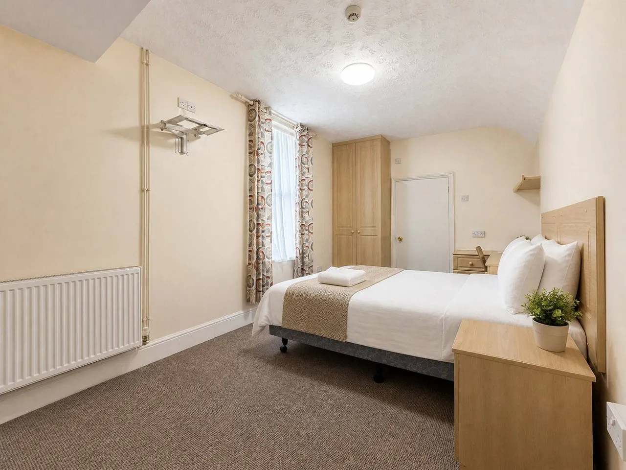 Barrack Road, Northampton, Northamptonshire, NN1 3rf, photo 18