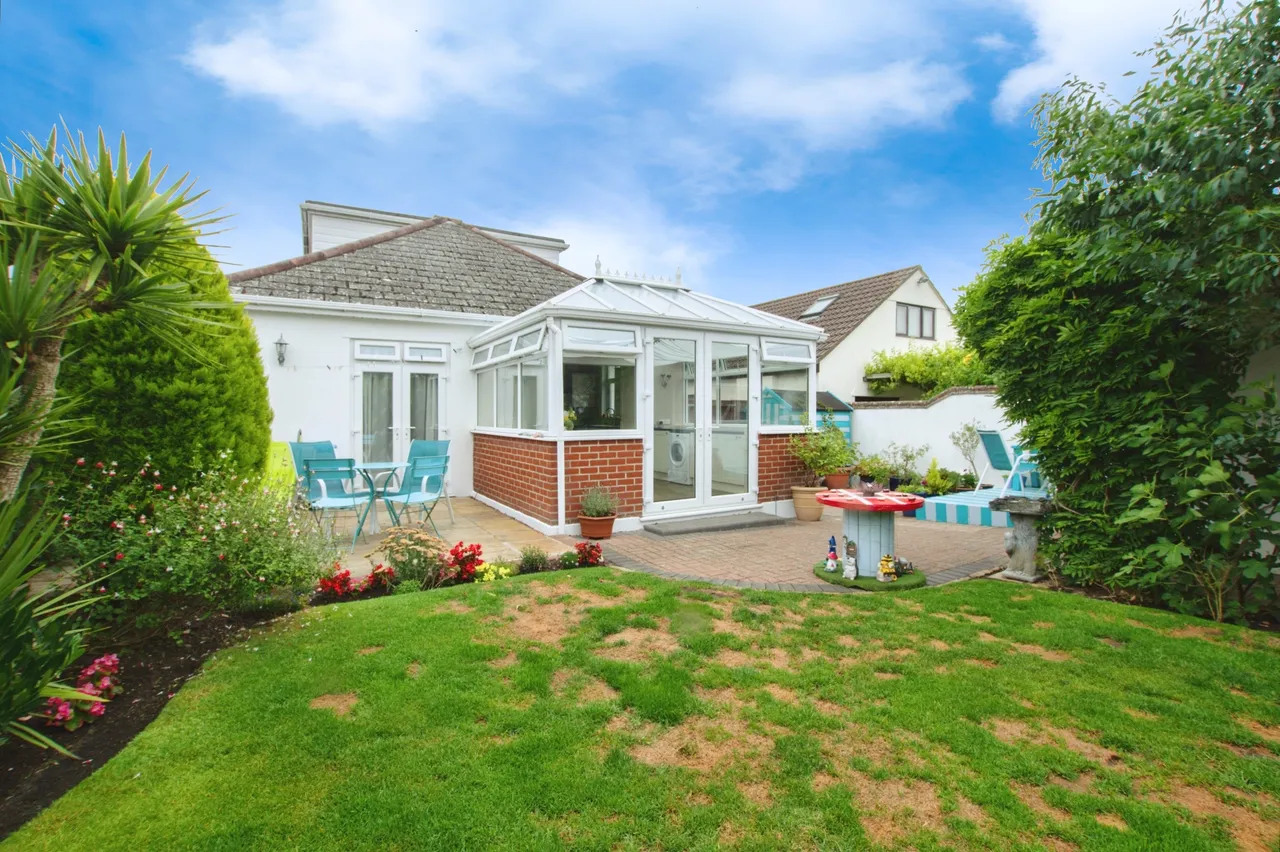 Heather Road, Bournemouth, BH10, photo 10