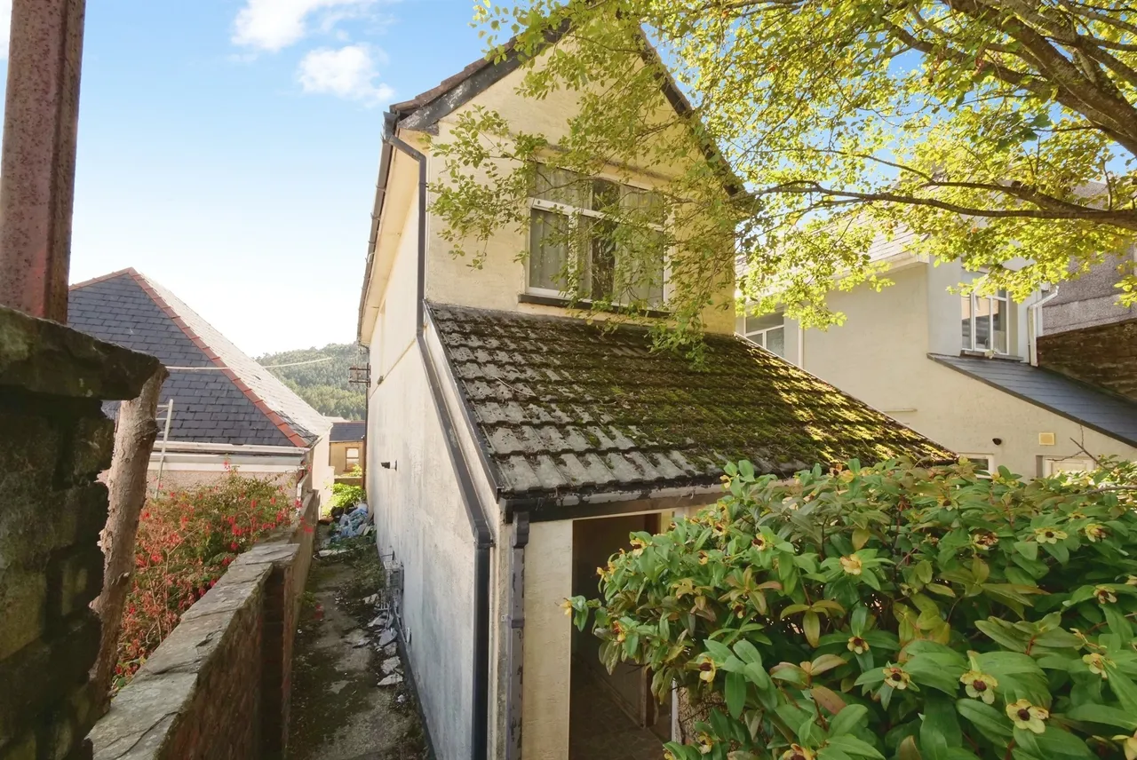 Gladstone Street, Abertillery, NP13, photo 7
