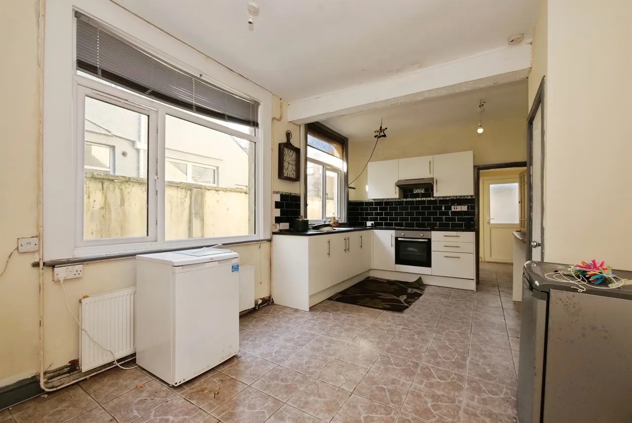 Gladstone Street, Abertillery, NP13, photo 2