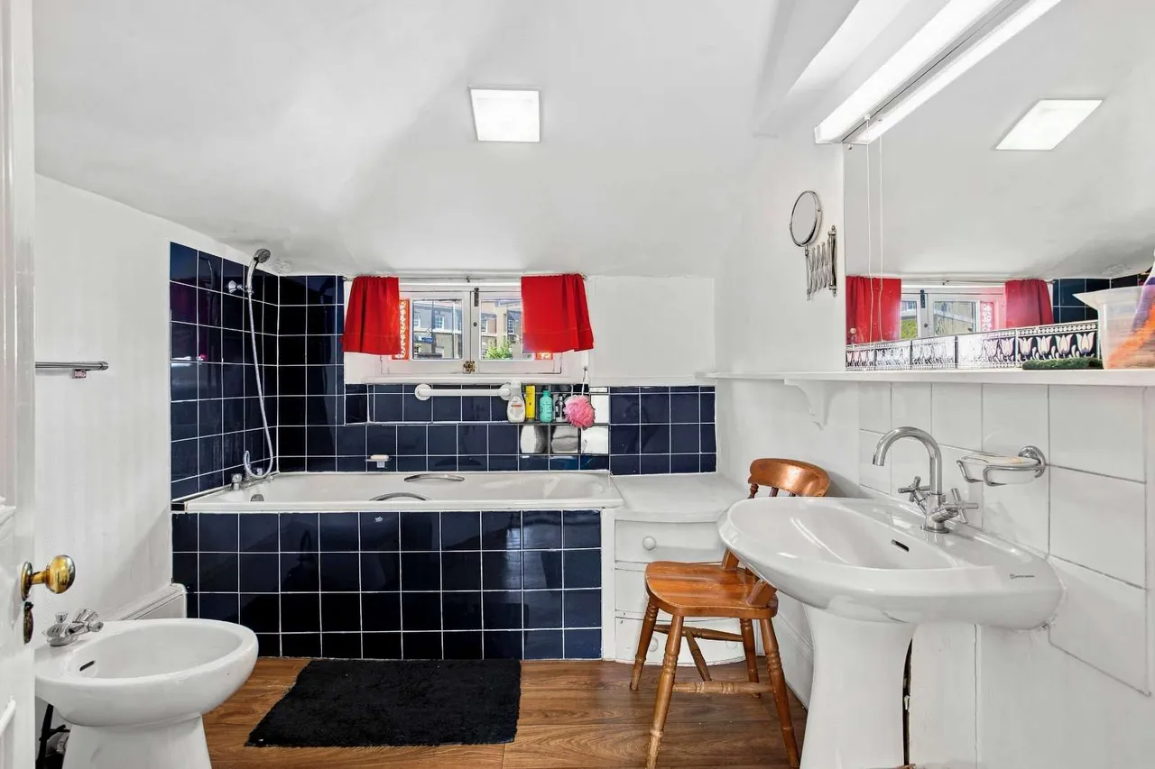 Gloucester Crescent, Primrose Hill, London, NW1 7DS, photo 12
