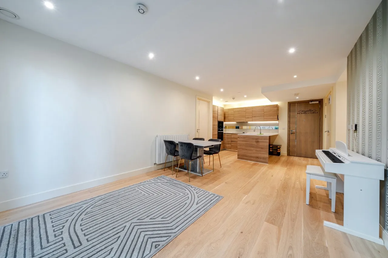 Duke of Wellington Avenue, SE18, photo 15