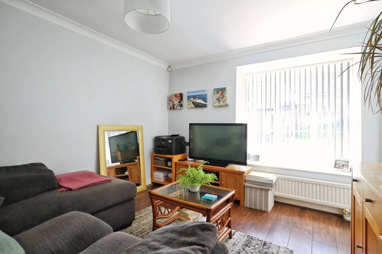East Causeway Vale, Adel, LS16, photo 9
