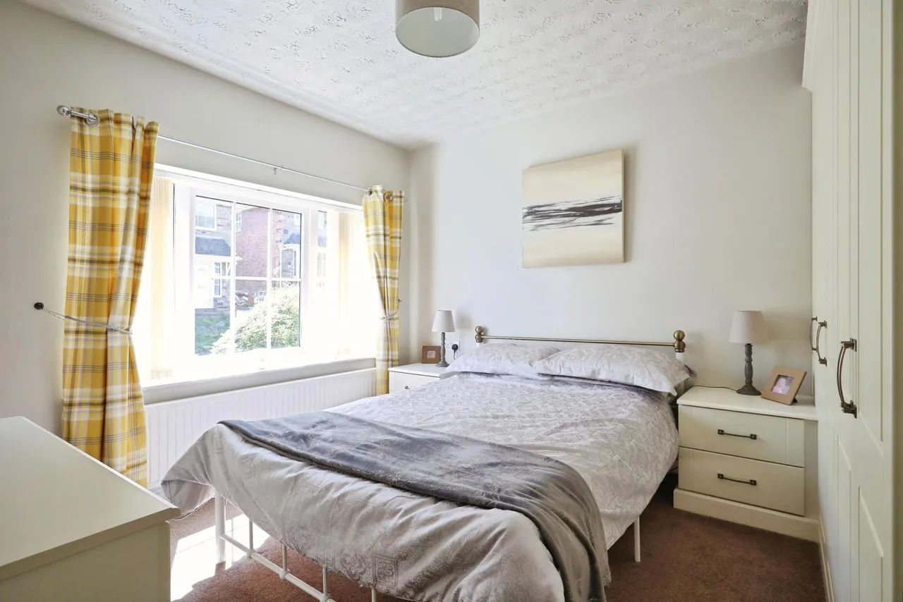 East Causeway Vale, Adel, LS16, photo 14