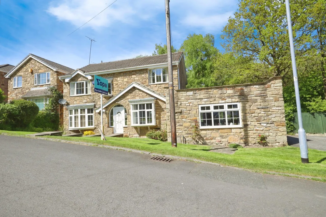 5 bed house for sale, East Causeway Vale, Adel, LS16