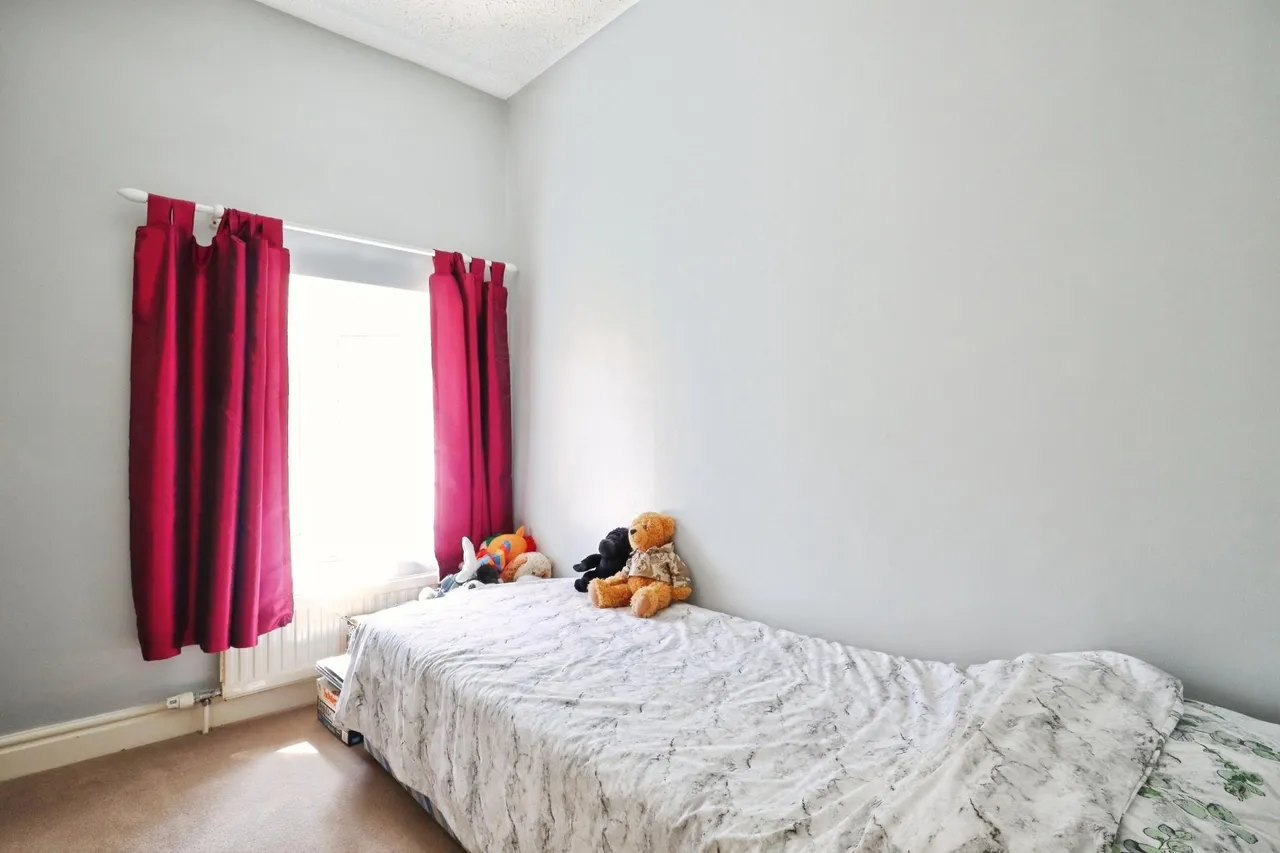 East Causeway Vale, Adel, LS16, photo 16