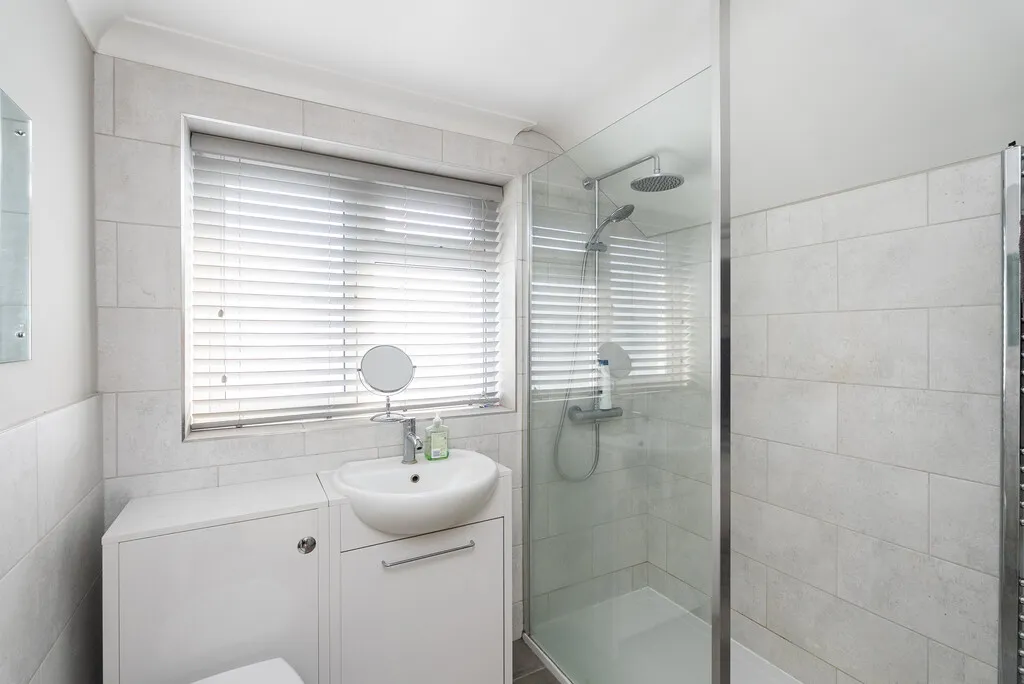 Tollgate Road, Dorking, RH4, photo 7