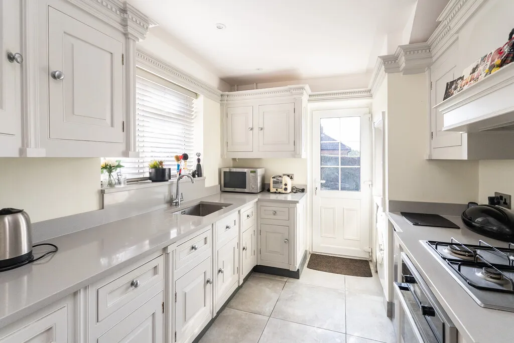 Tollgate Road, Dorking, RH4, photo 2